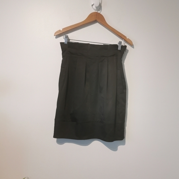 - Bcbgmaxazria paperbag size 4 black skirt - Picture 2 of 8